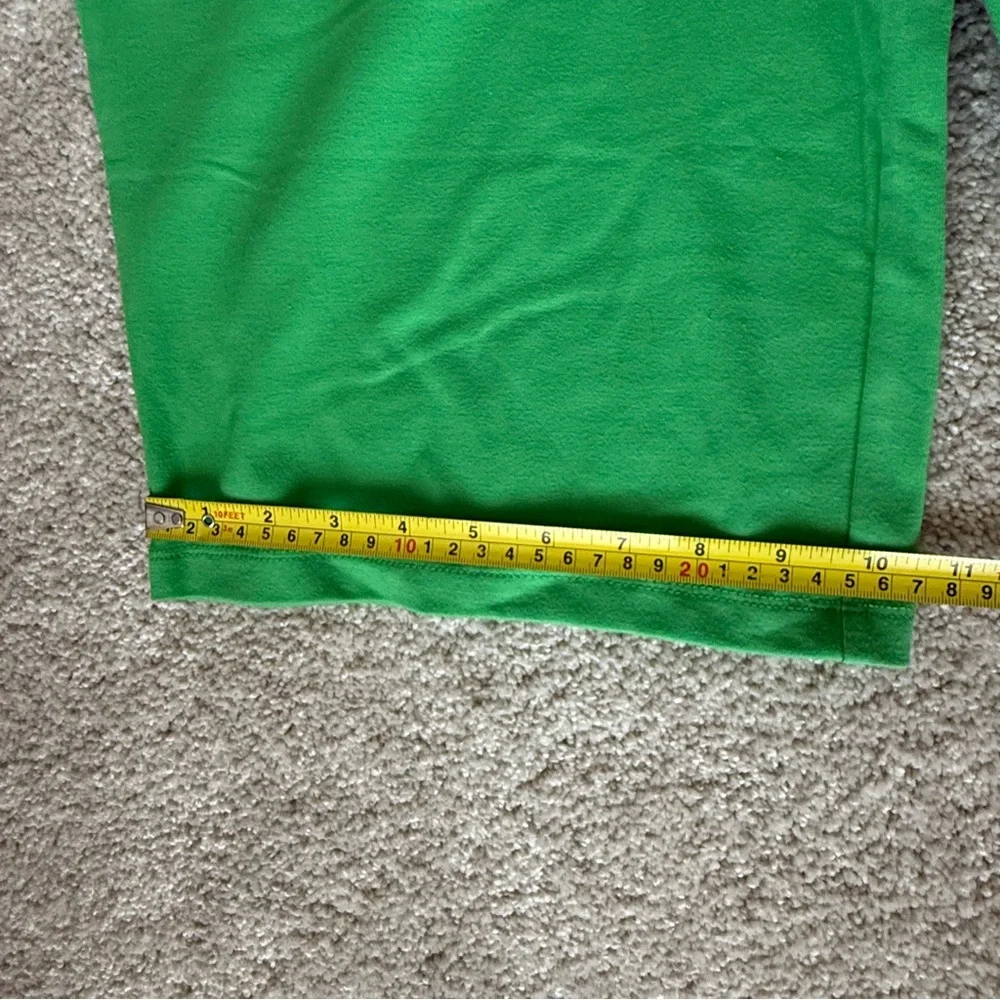 Women with Control Wicked Bermuda shorts in green - Picture 3 of 9
